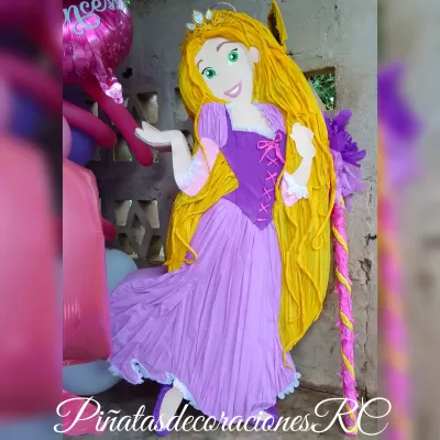 Piñata Rapunzel; Piñatas personalizadas y resistentes para toda ocasión