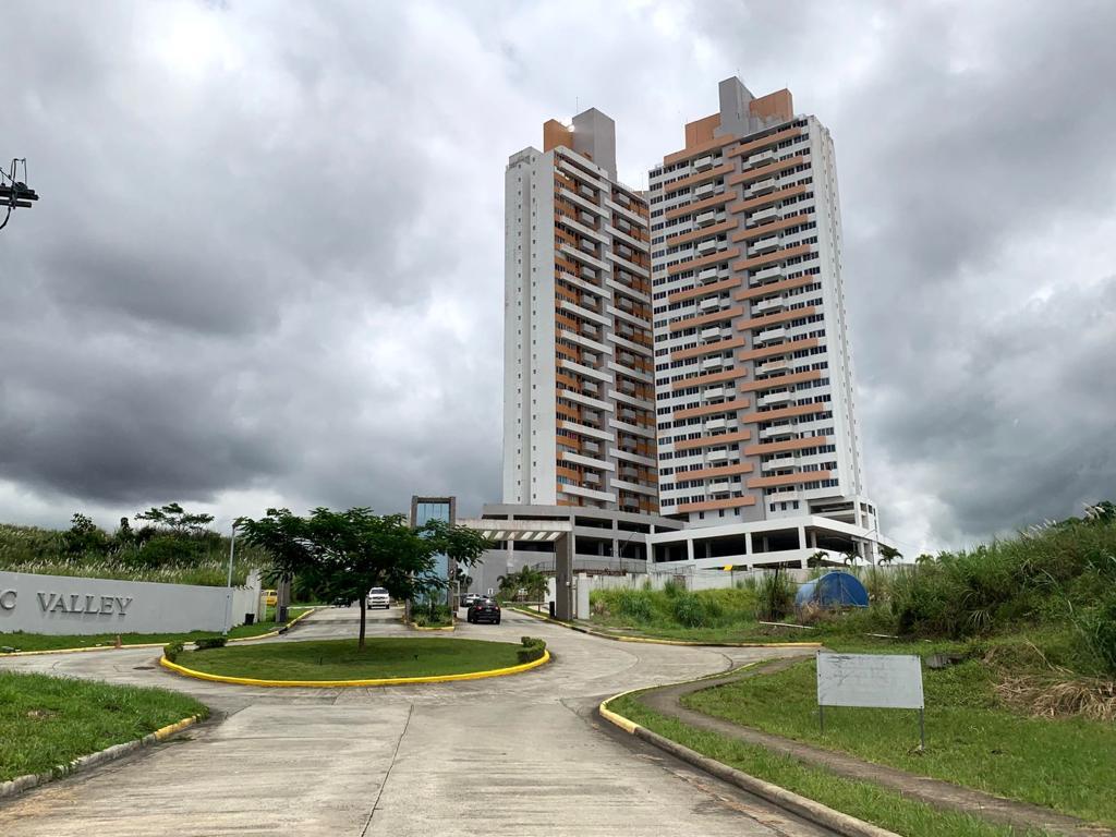 Venta de apartamento nuevo en El Crisol, Panamá, 2 baños , 2 recámaras, balcón